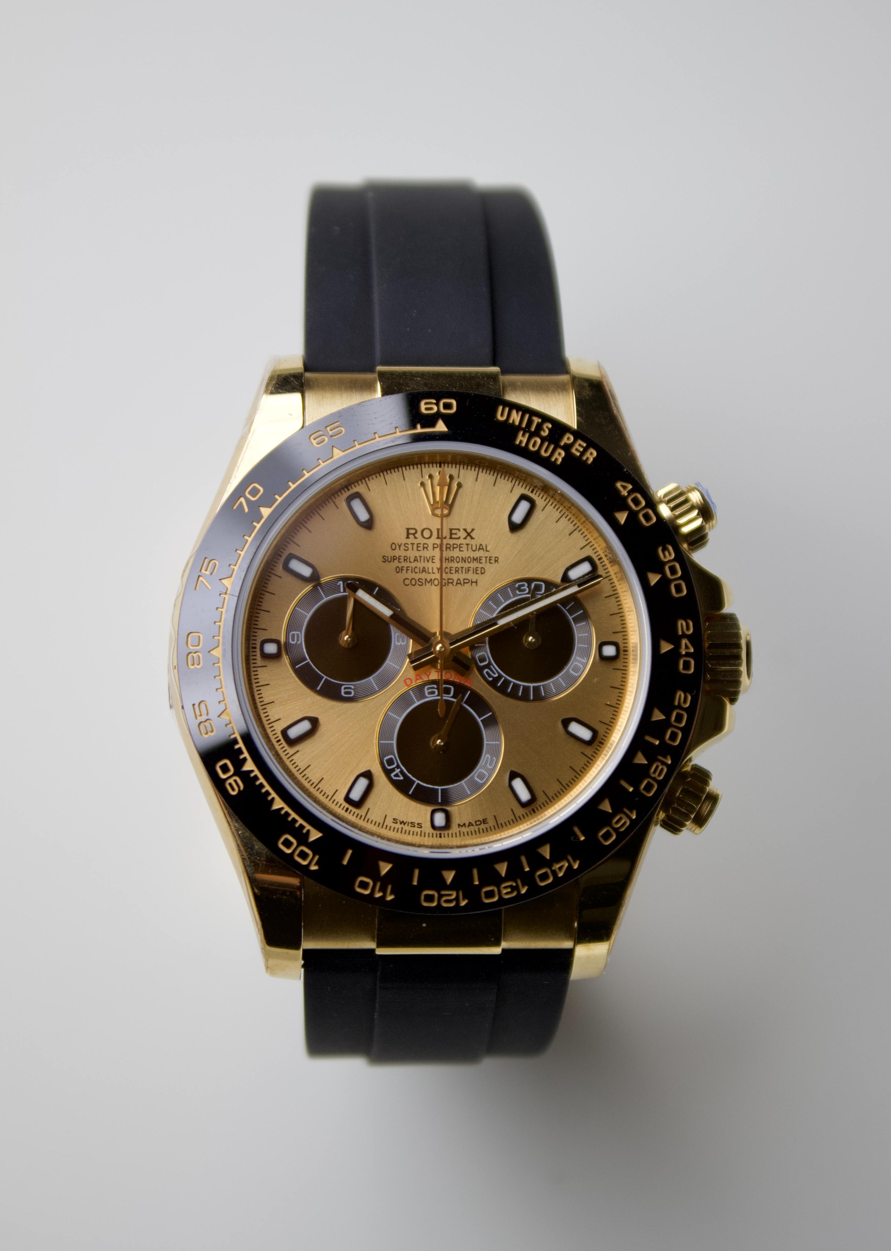 ROLEX DAYTONA RUBBER YELLOW GOLD &GOLD DIAL