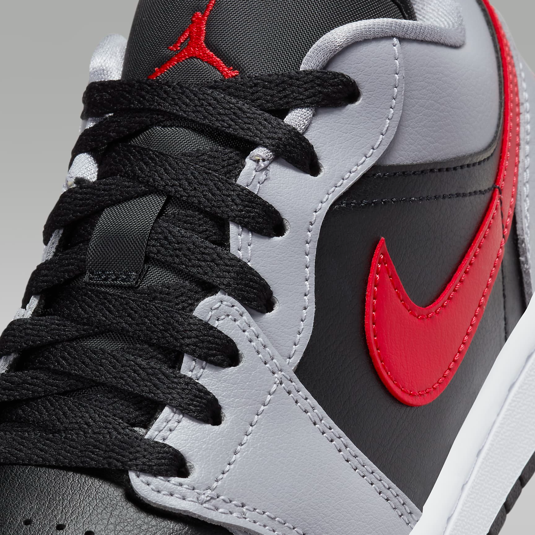 Air Jordan 1 Low  Shoes