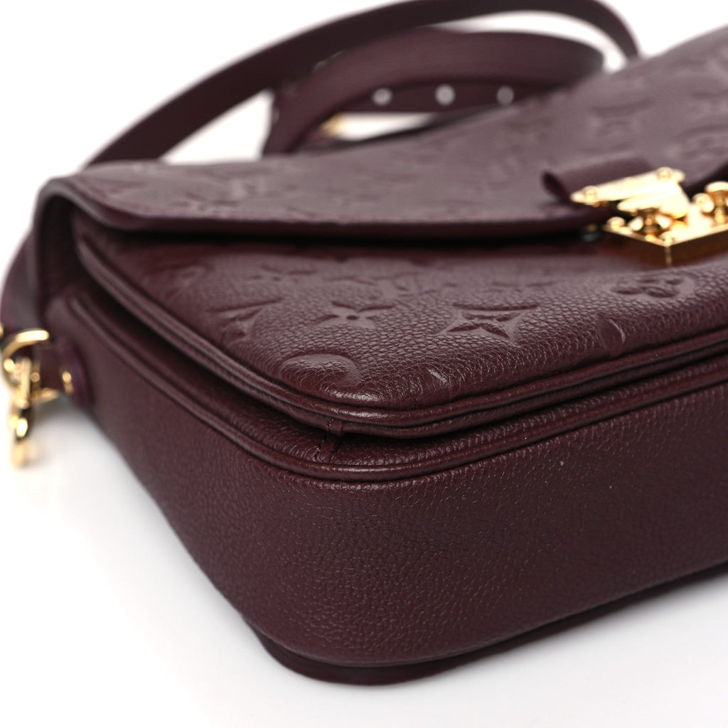 LOUIS VUITTON Empreinte Pochette Metis Wine