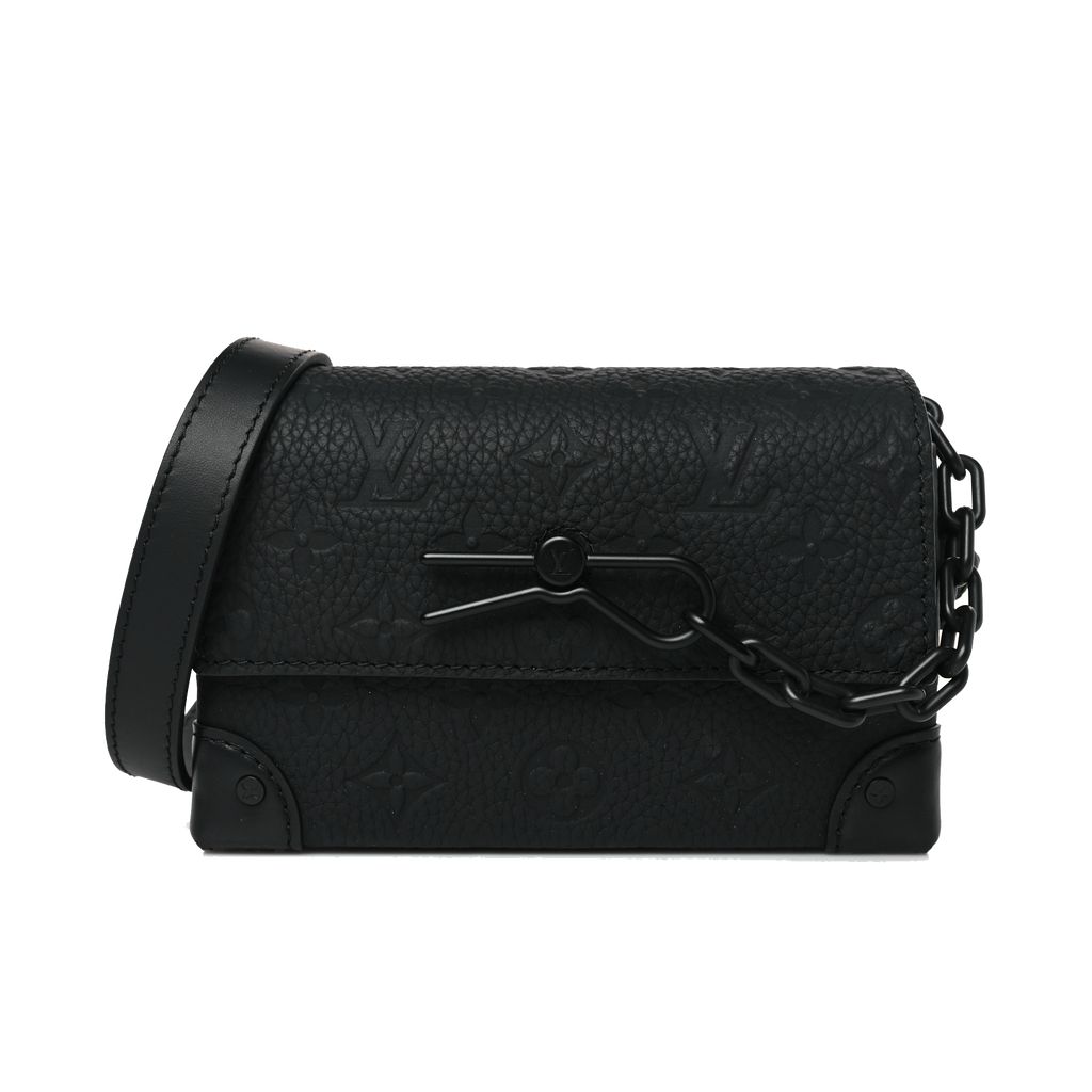 LOUIS VUITTON Taurillon Monogram Steamer Wearable Wallet Black