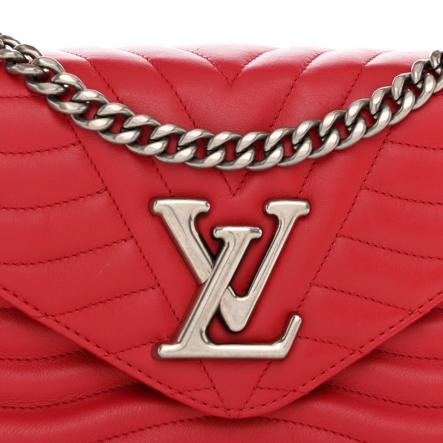 LOUIS VUITTON Calfskin New Wave Chain MM Ecarlate