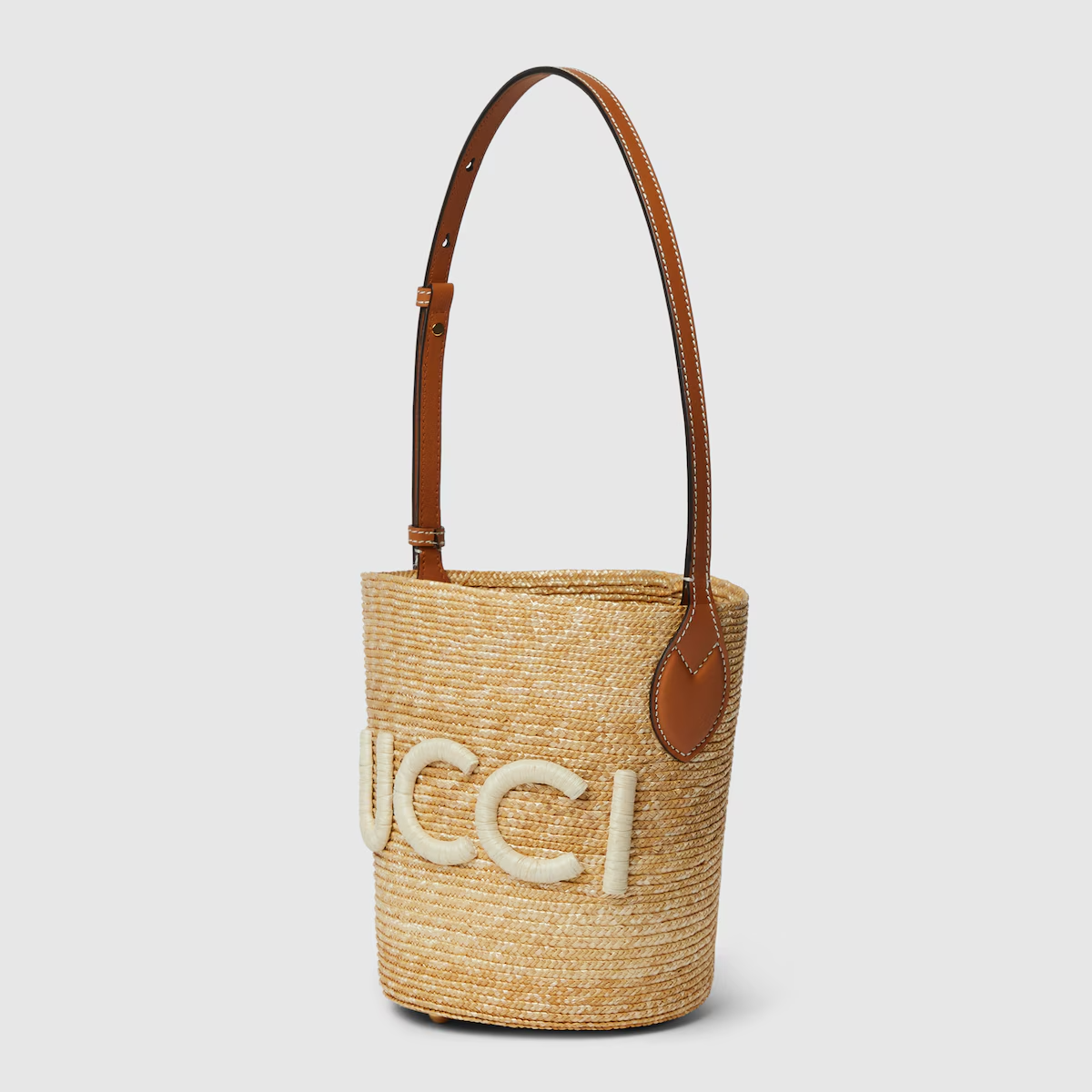 Small straw shoulder bag with Gucci patch in natural straw