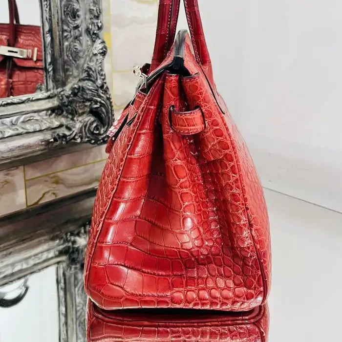 Hermes Birkin 30 Bag in Alligator Leather with Gold Hardware