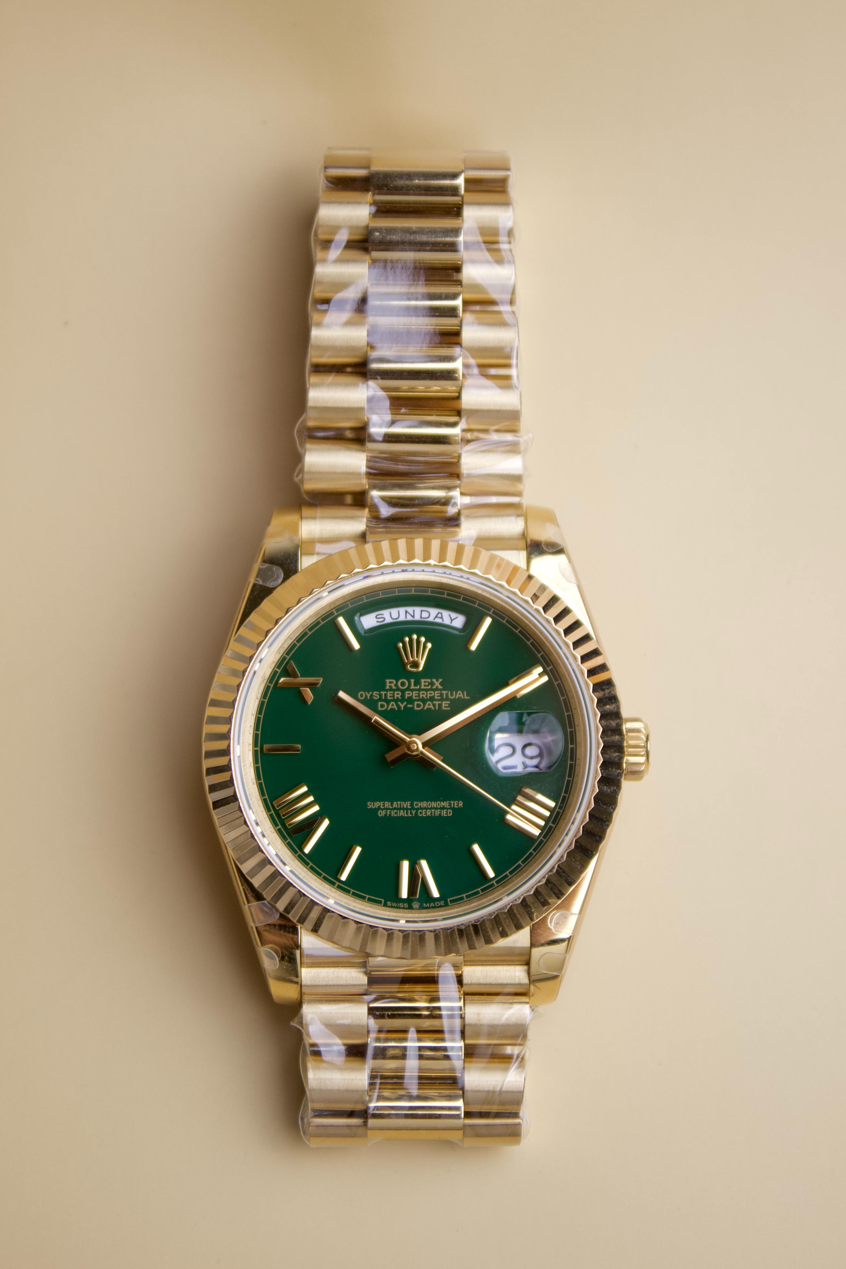 ROLEX DAY-DATE YELLOW GOLD&GREEN DAIL