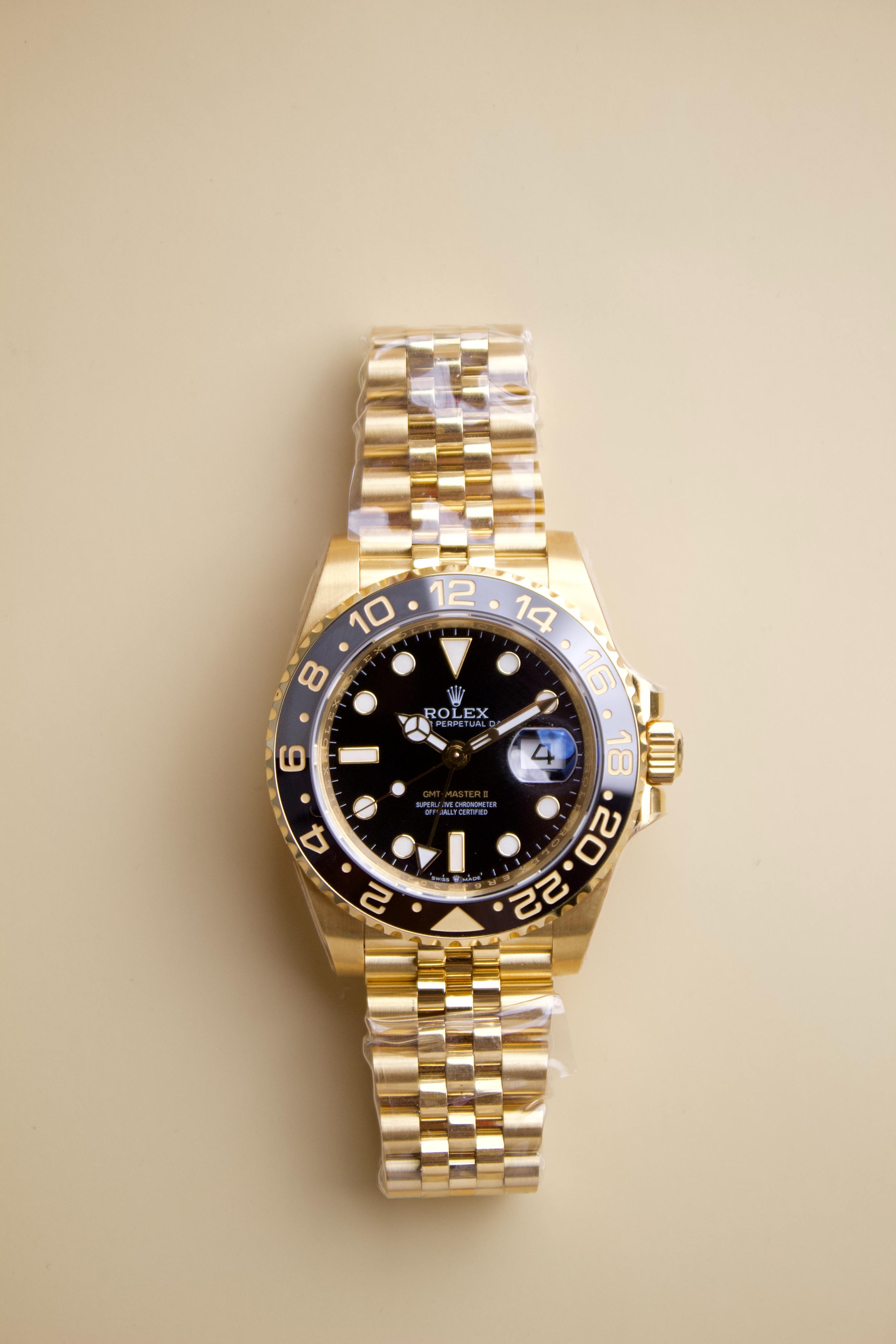 ROLEX GMT-MASTER II YELLOW GOLD