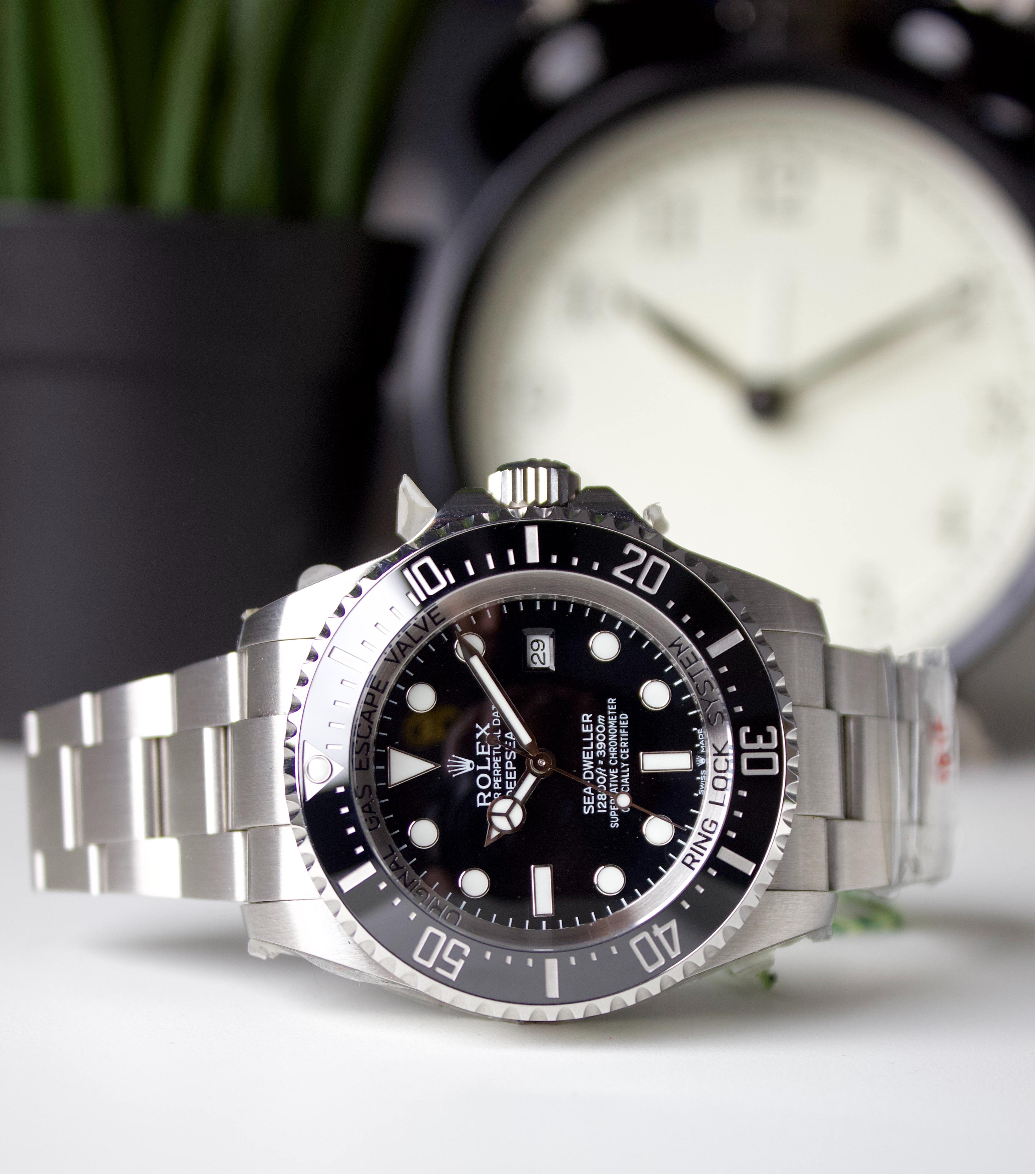 ROLEX SEA DWELLER BLACK DIAL 43 M. STAINLESS STEEL