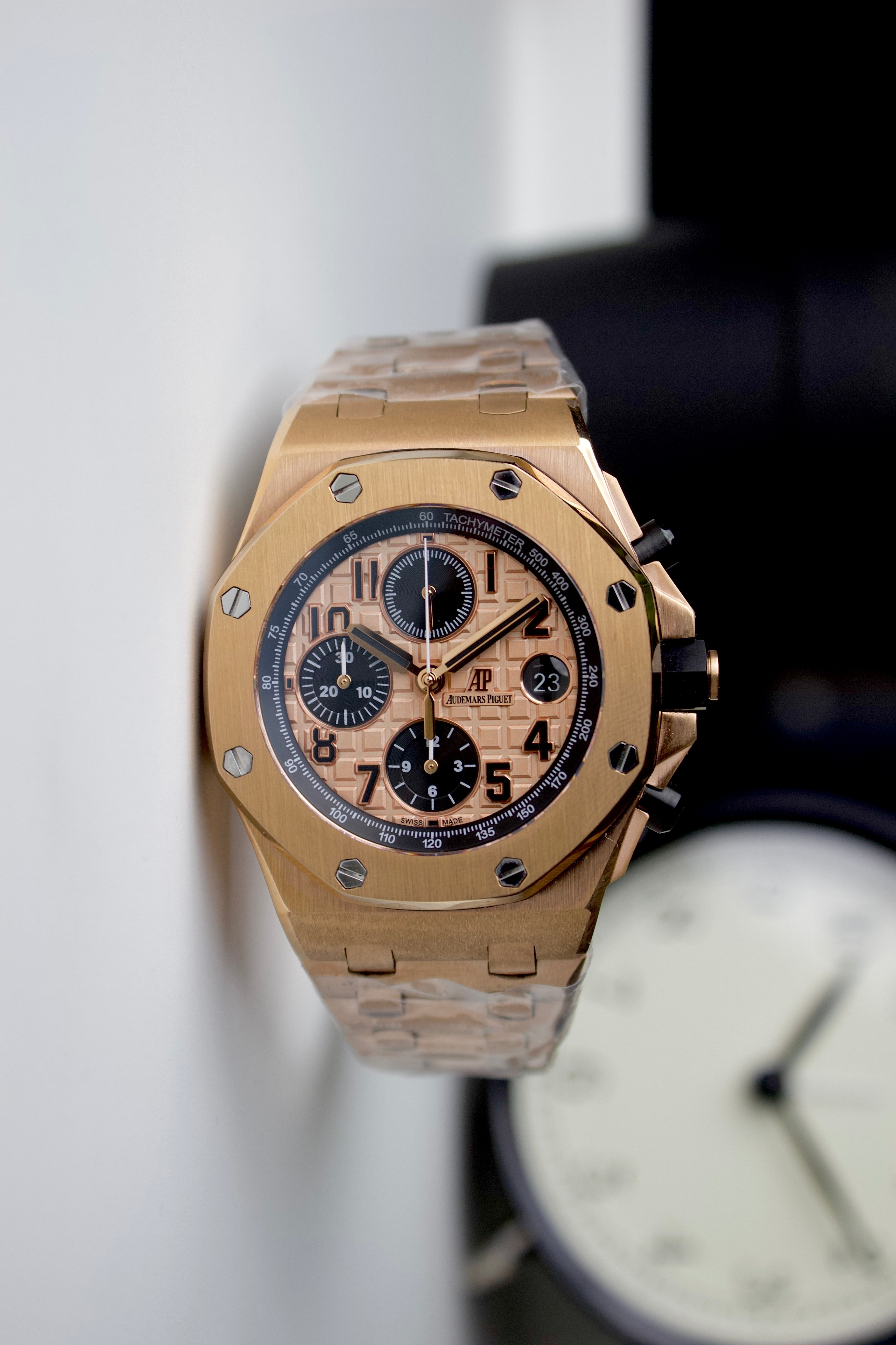 AUDEMARS PIGUET ROYAL OAK OFFSHORE CHRONOGRAPH GOLD DIAL