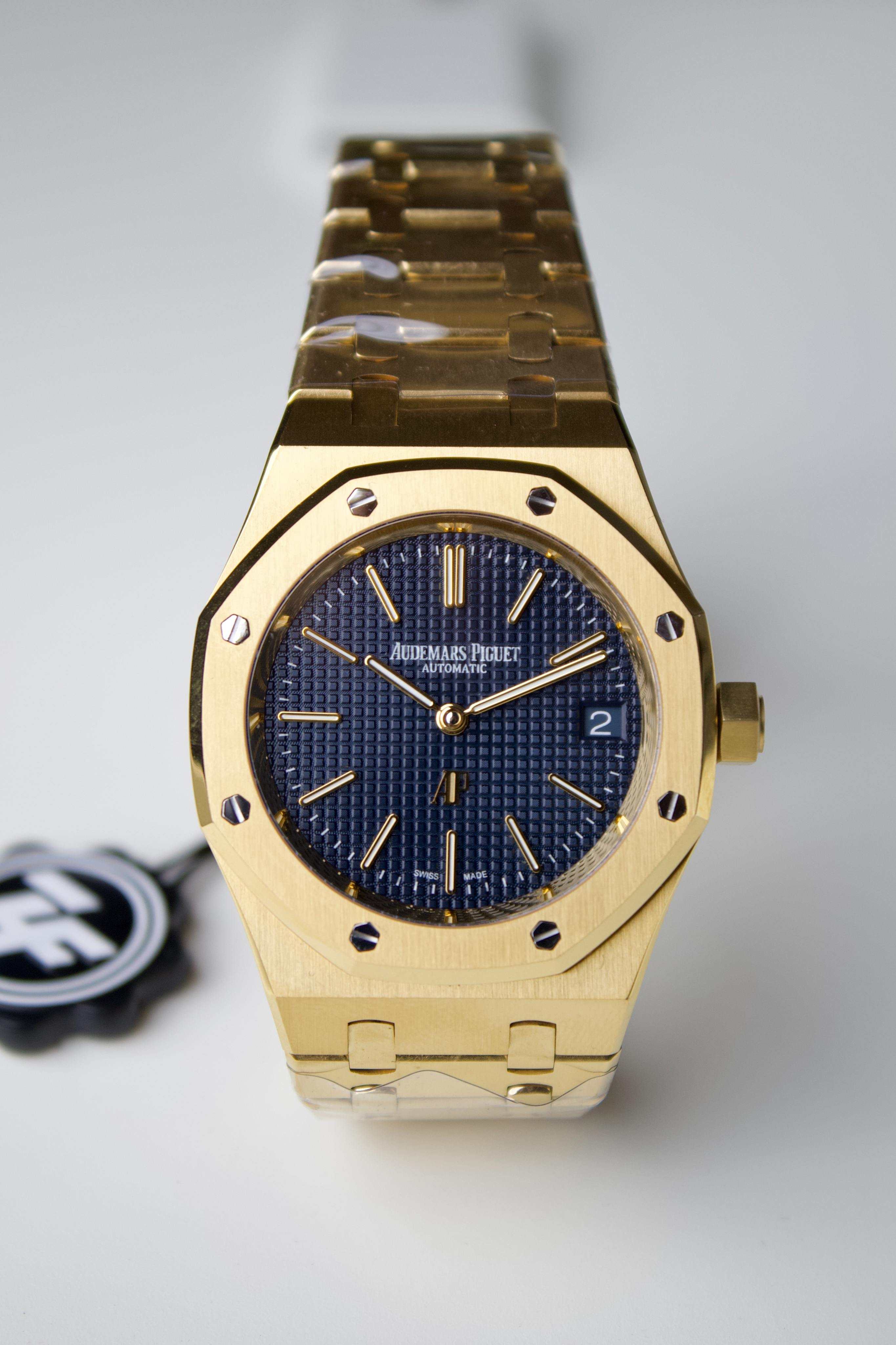 AUDEMARS PIGUET ROYAL OAK YELLOW GOLD