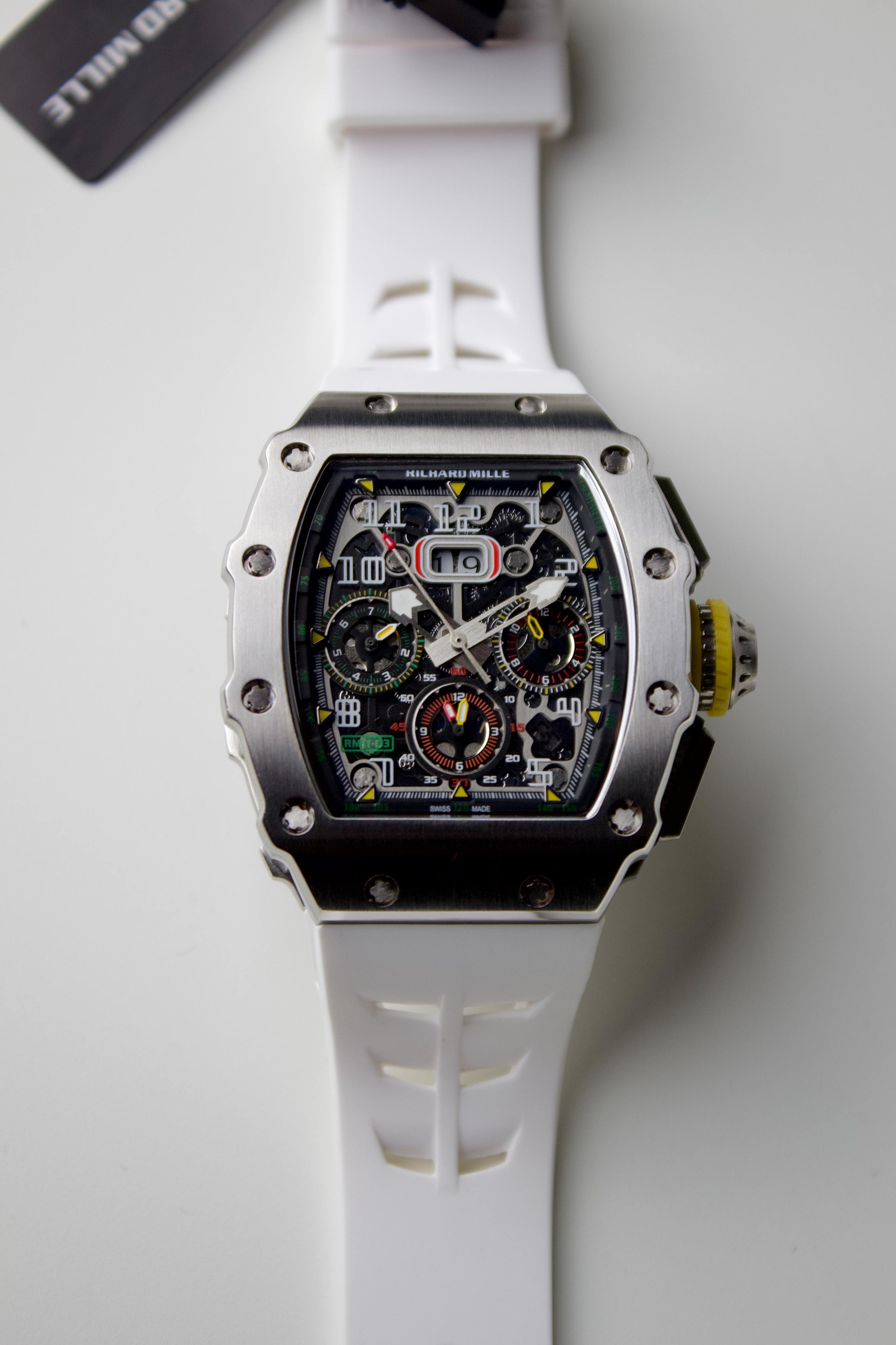 RM11-03 Le Mans Classic white strap