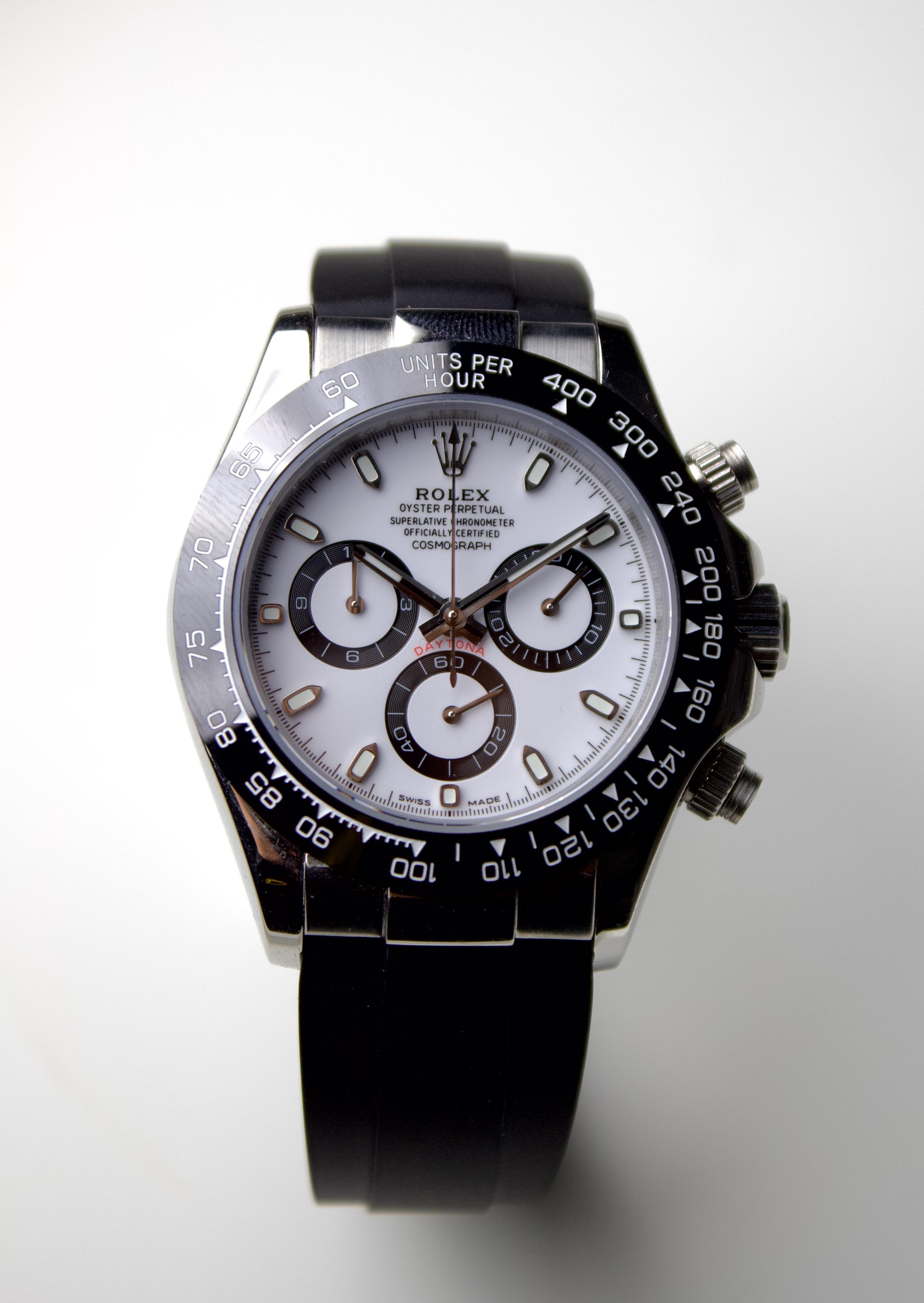 ROLEX DAYTONA RUBBER WHITE DIAL