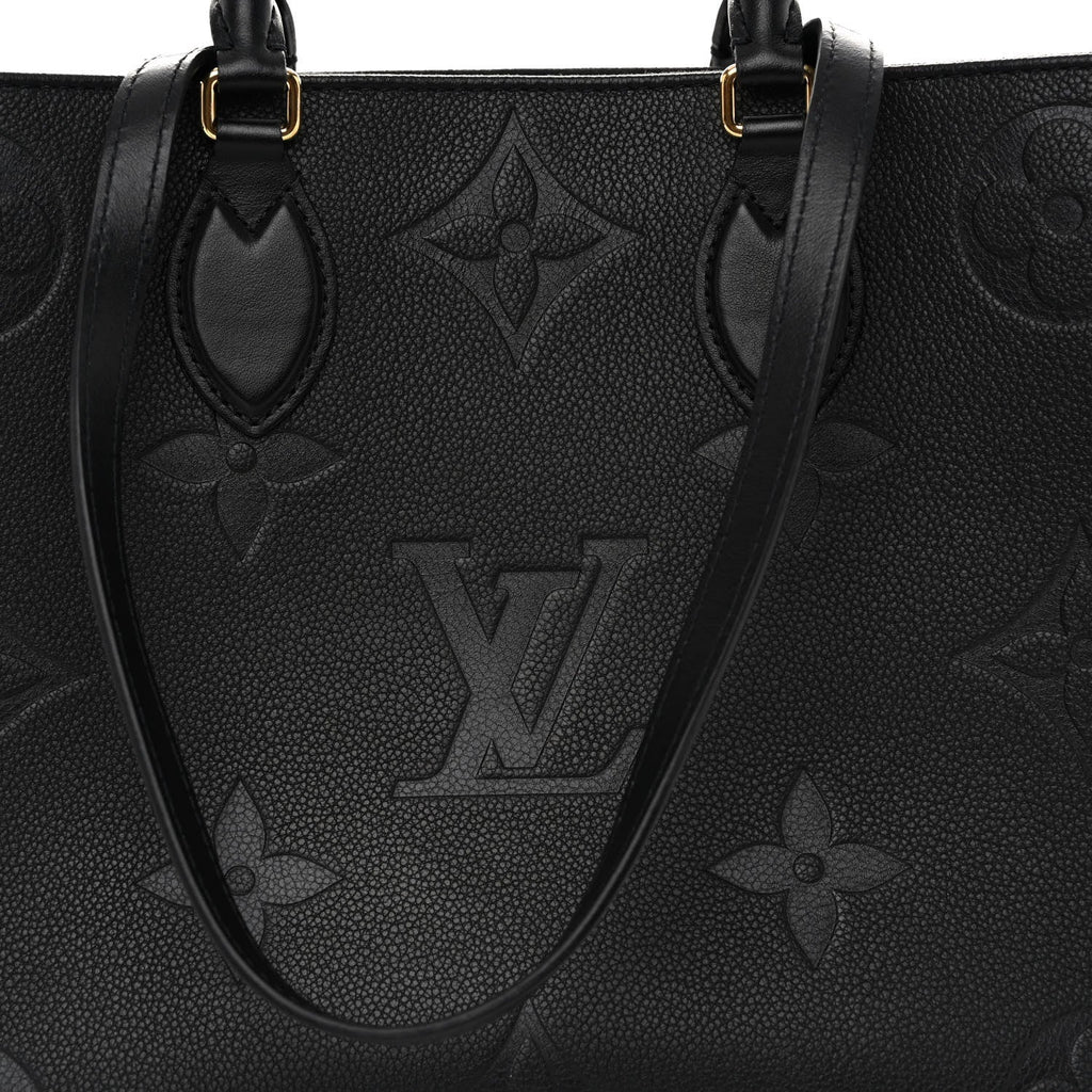 LOUIS VUITTON Empreinte Monogram Giant Wild At Heart Onthego MM Black