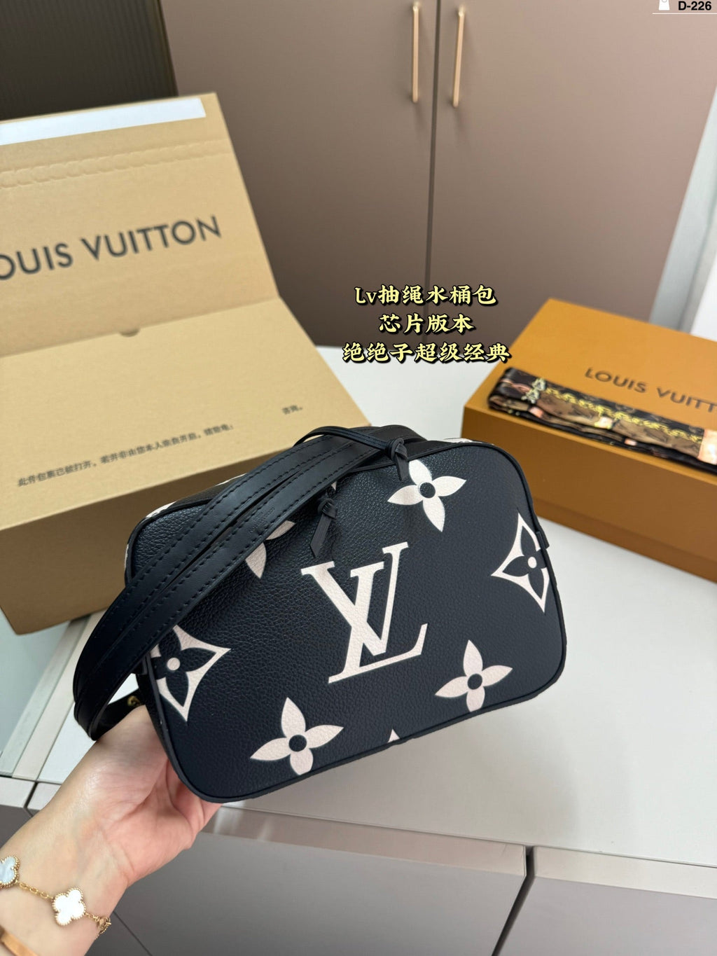 LOUIS VUITTON BLACK BEIGE GIANT MONOGRAM EMPREINTE NEONOE MM