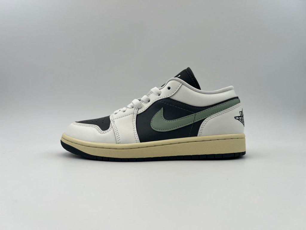 AIR JORDAN 1 LOW WOMEN'S SHOES