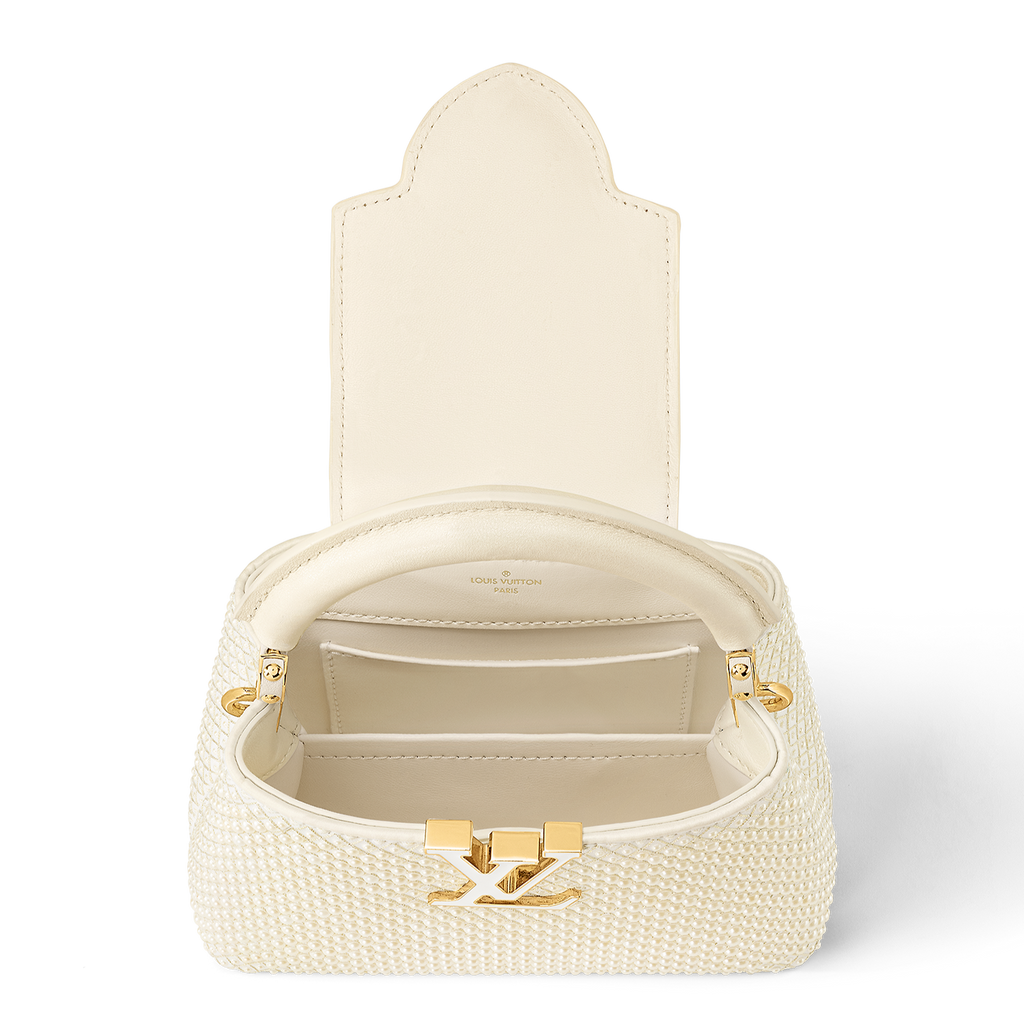 LOUIS VUITTON Capucines BB Golden yellow