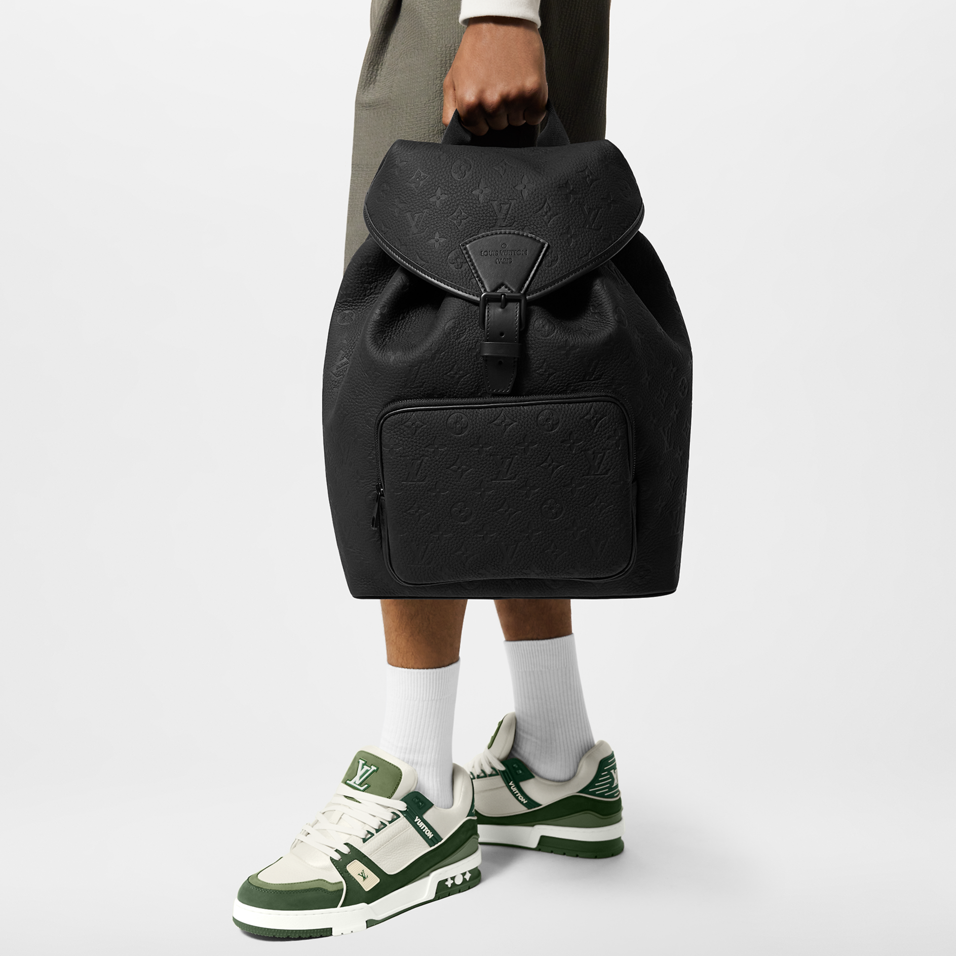 Louis Vuitton  luxury back pack black