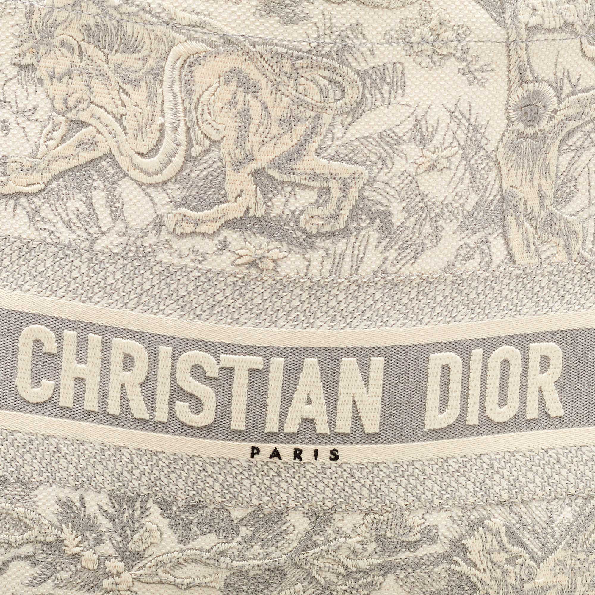 Dior Grey Embroidered Canvas Large Toile de Jouy Book Tote Dior