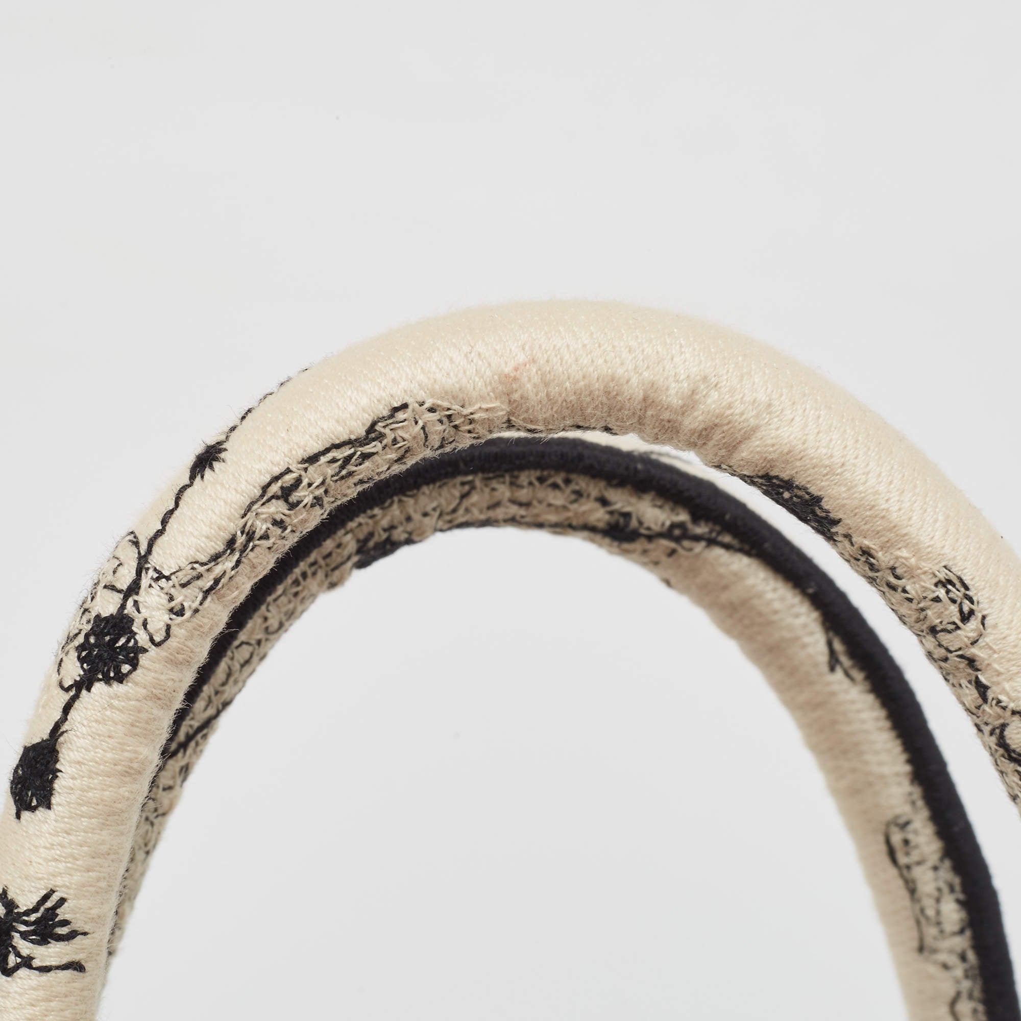 Dior White_Black Embroidered Canvas Small Zodiac Book Tote Dior